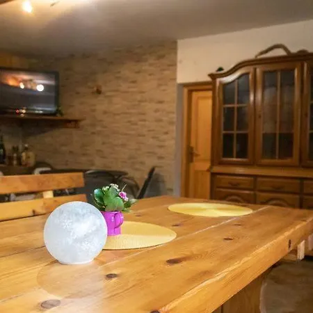 Ema Guest house 3*