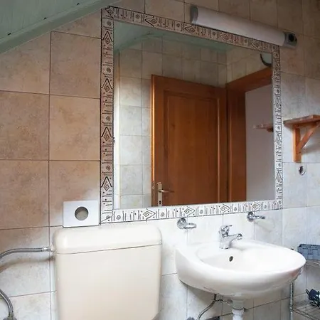 Ema Guest house Crni Lug